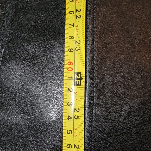 leather jacket - Picture 9 of 12